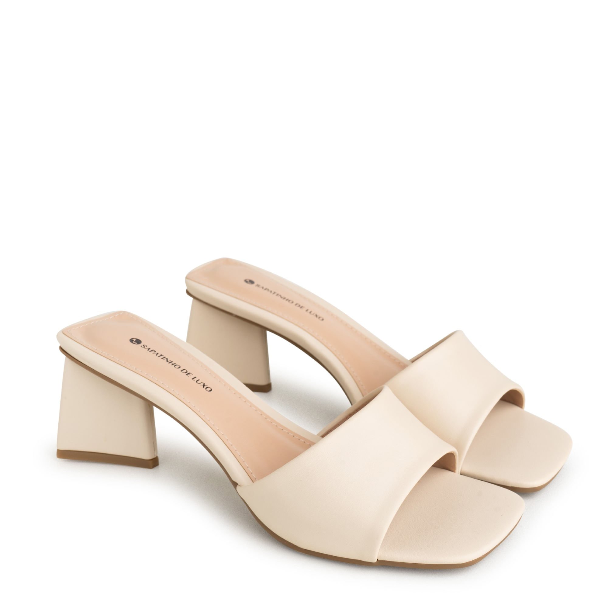 Tamanco Nude Manteiga Salto bloco Triângulo Branco