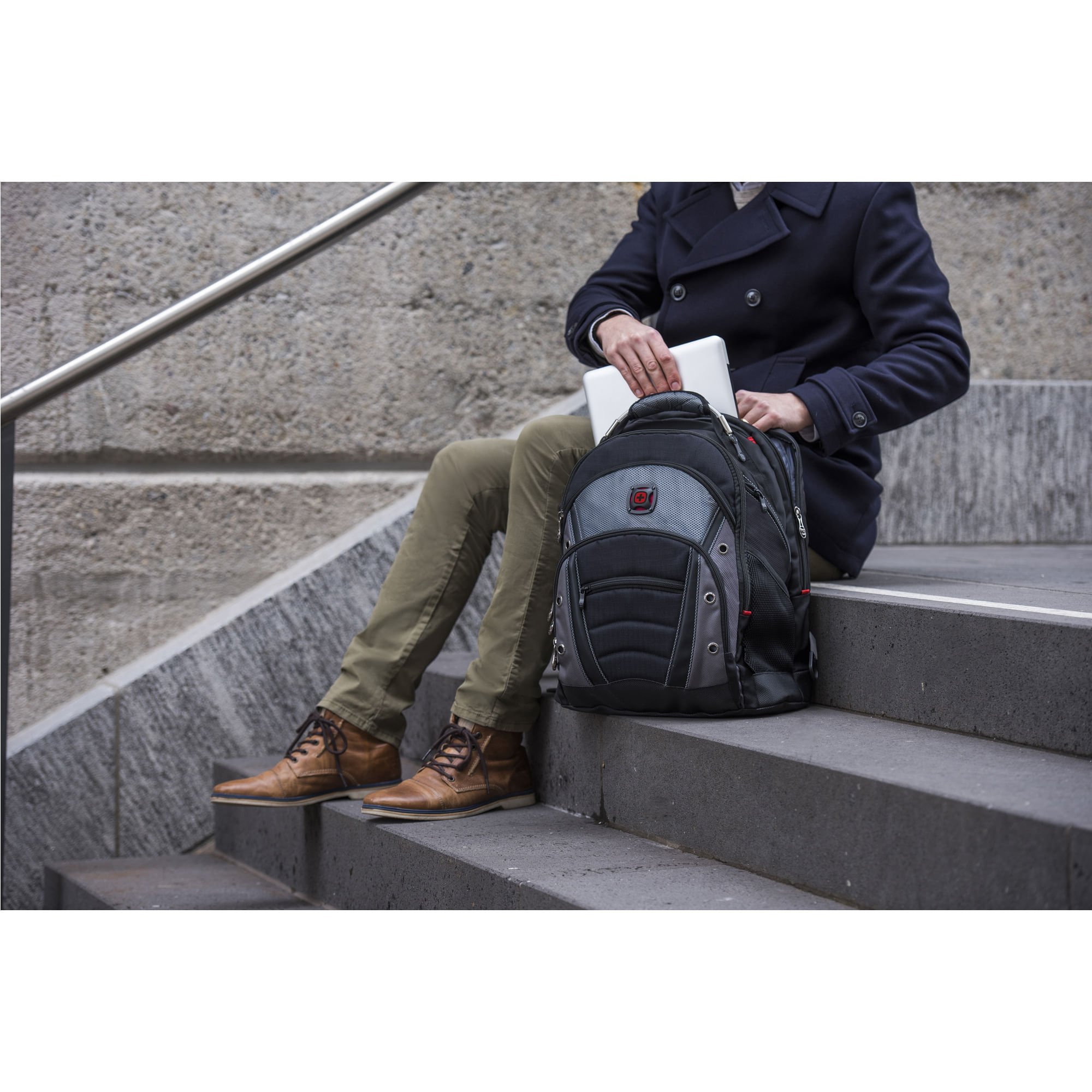 Mochila Wenger Synergy Preto 7