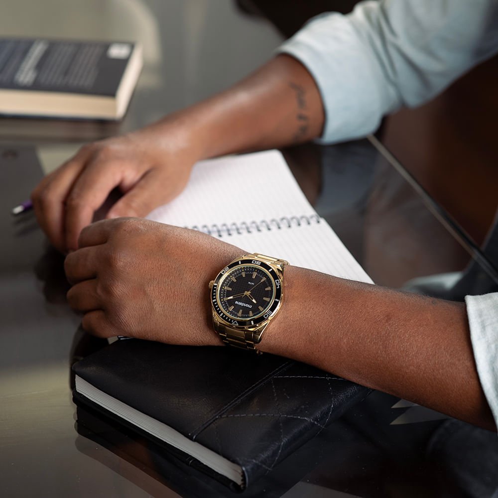 Relógio Masculino Clássico Dourado com Visor Preto Dourado 2