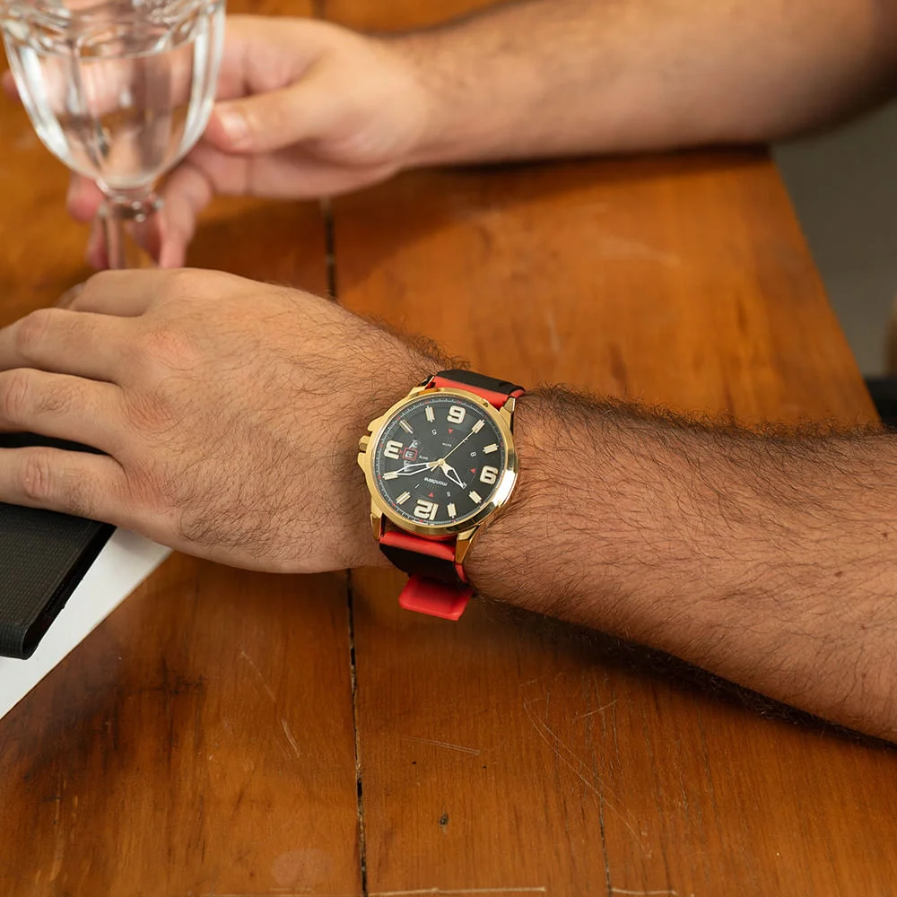 Relógio Masculino Mostrador em 3D Calendario Dourado