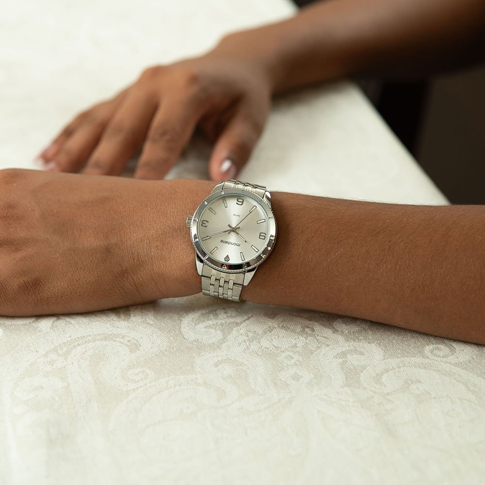 Relógio Feminino Prata Caixa Serrilhada Estojo Mini Bolsa Prata 2