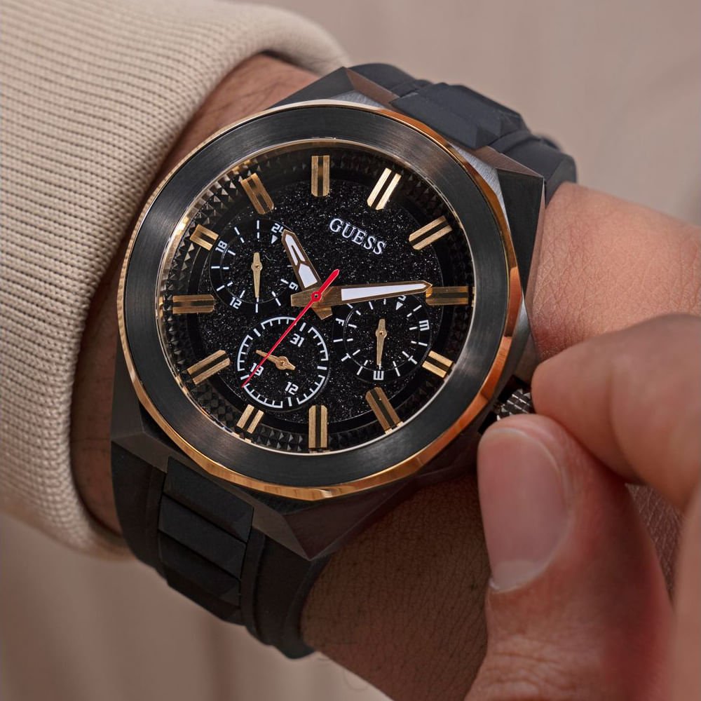 Relógio Guess Masculino Multifunção Esportivo Preto e Dourado Preto 3