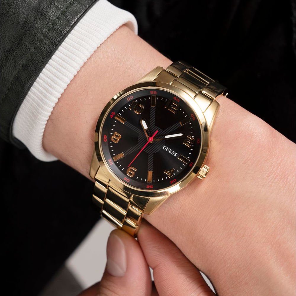 Relógio Guess Masculino Detalhe Pneu Dourado Dourado 3