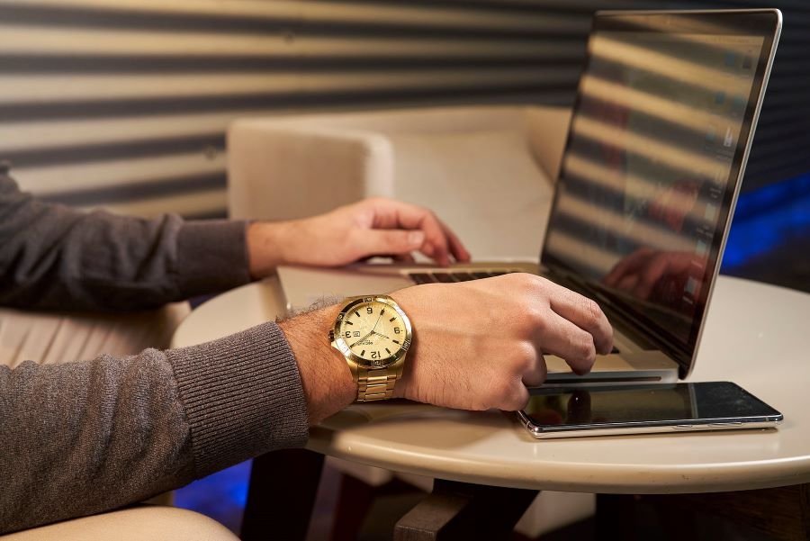 Relógio Masculino Country Aço Dourado Dourado 3