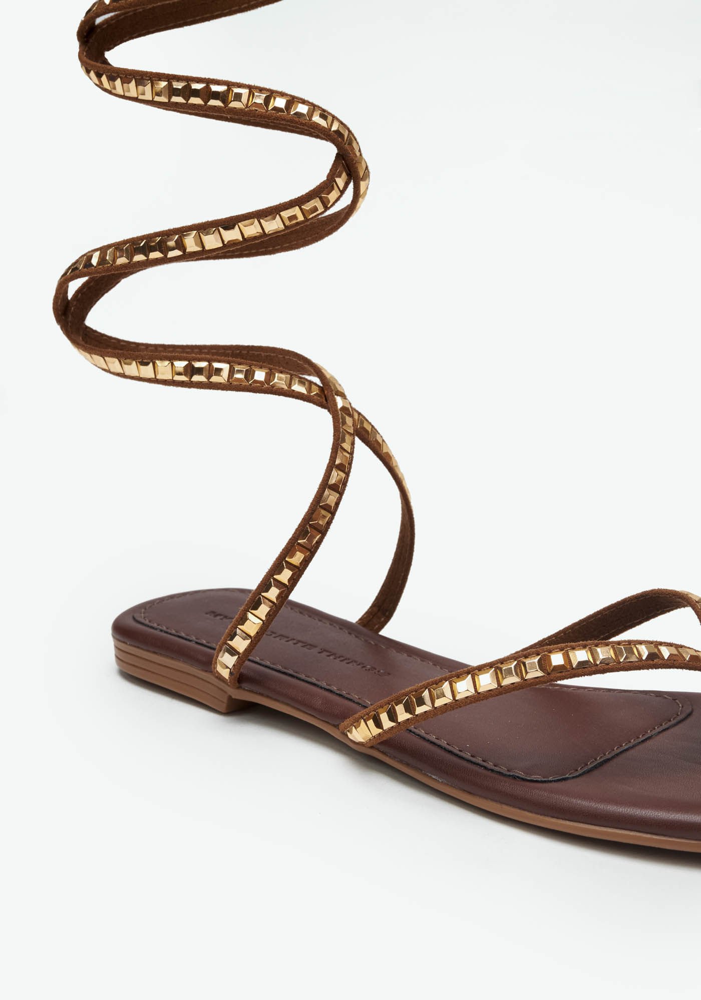 Sandália Rasteira Amarração Tachas Marrom 2