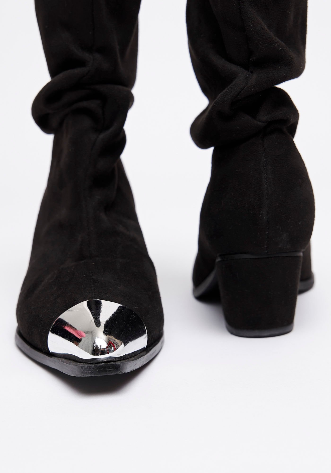 Bota Slouch com Biqueira 3