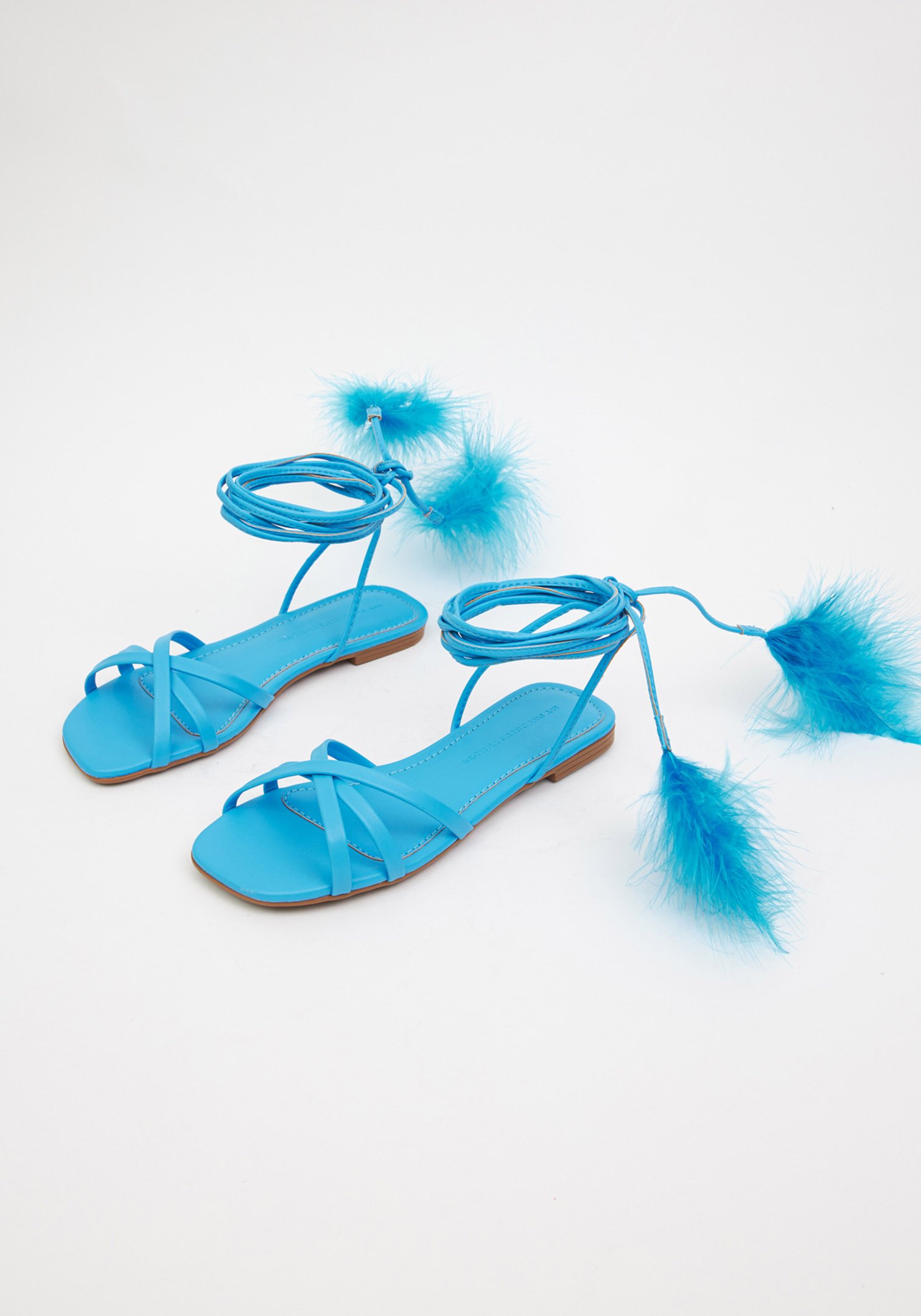 Rasteira Plumas Azul Azul 4