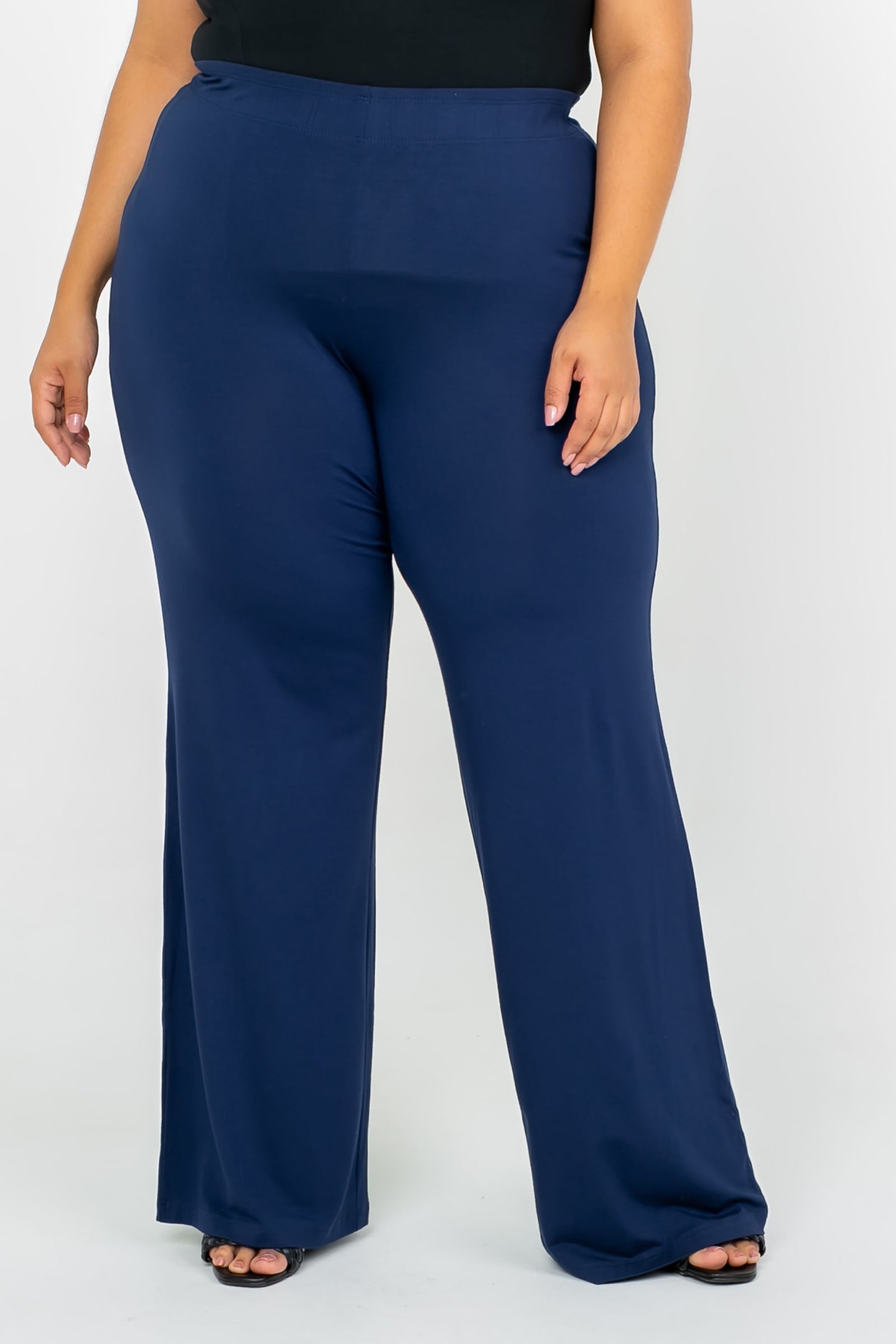 Calça pantalona plus size azul marinho