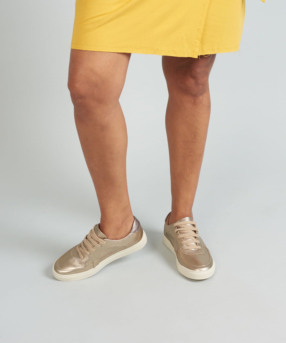 Tenis Couro Pepa Basico - Prata Velho