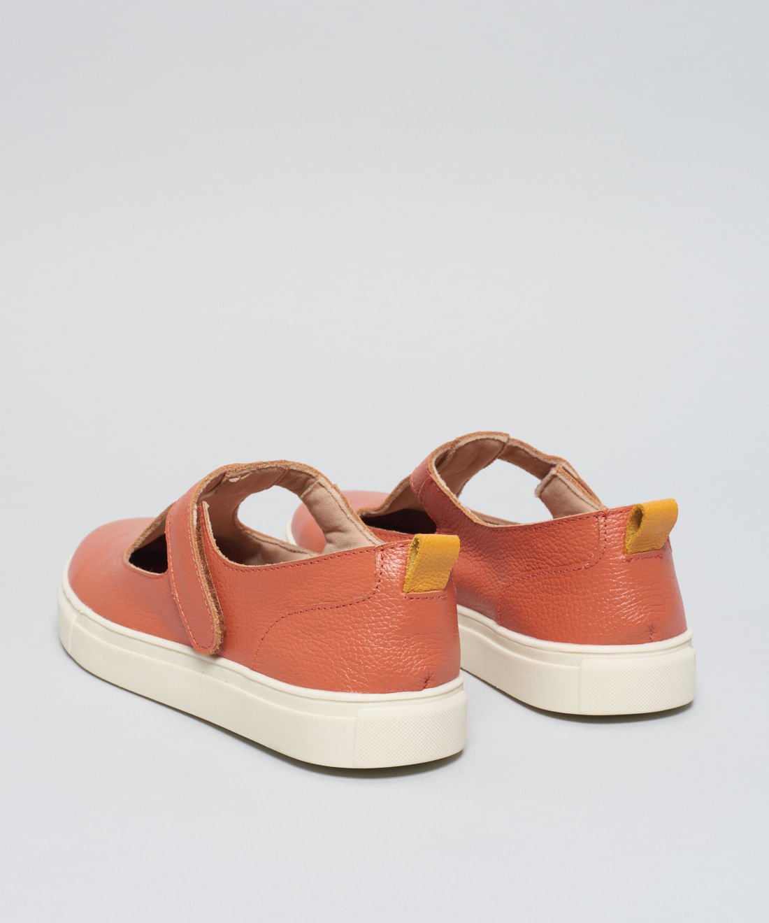 Tenis Couro Vazado Velcro - Ocre Ocre 3