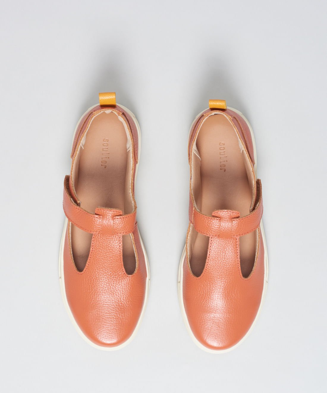 Tenis Couro Vazado Velcro - Ocre Ocre 4