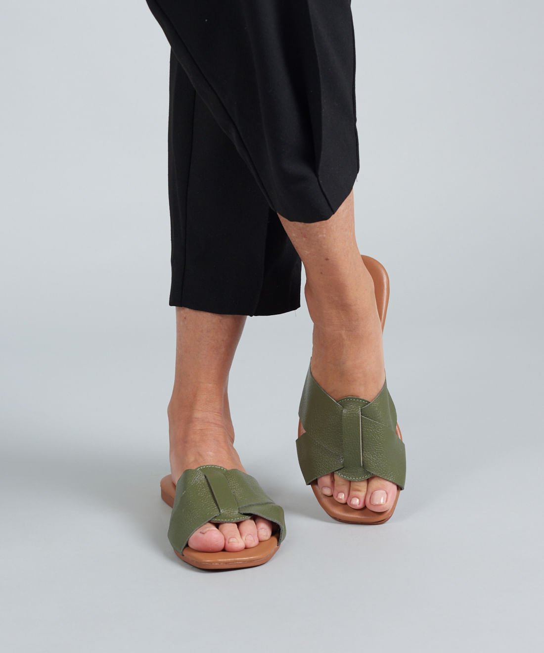 Rasteira Basica Couro Gabi - Verde Militar Verde Militar 5