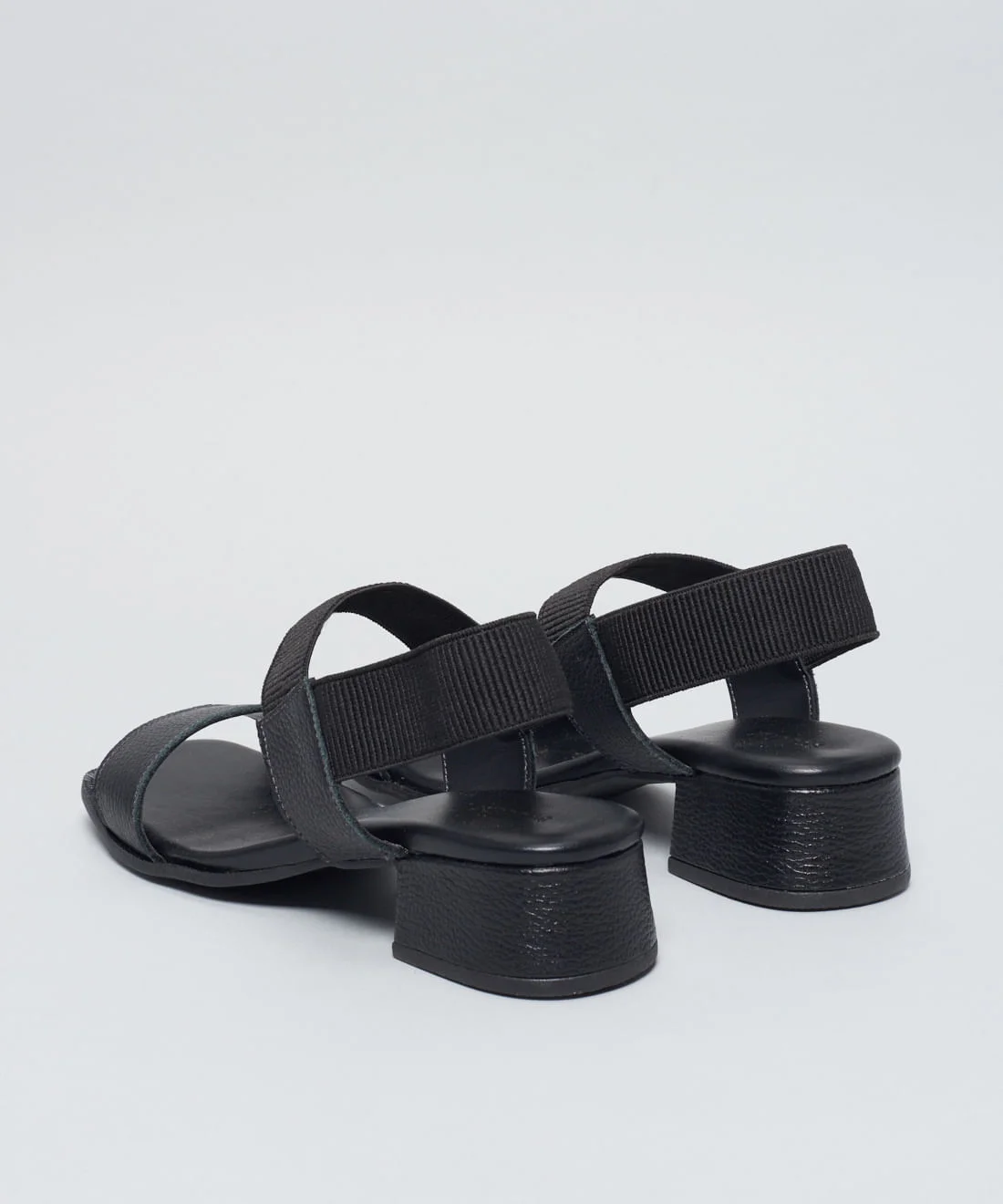 Sandalia Media Couro Amelia - Preto Preto 3