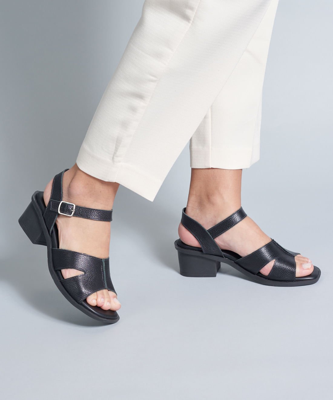 Sandalia Media Couro Amanda - Preto Preto 5