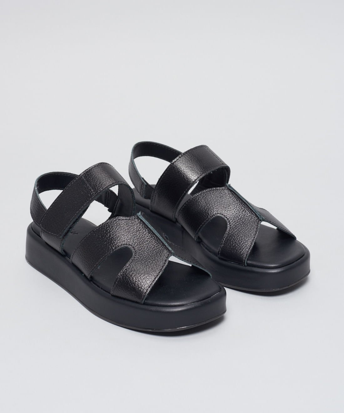 Flat Couro Helo - Preto Preto 2