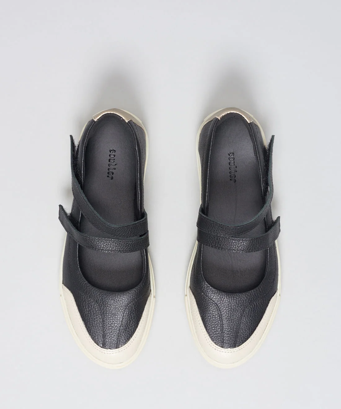 Tenis Couro Antonela - Preto Preto 4