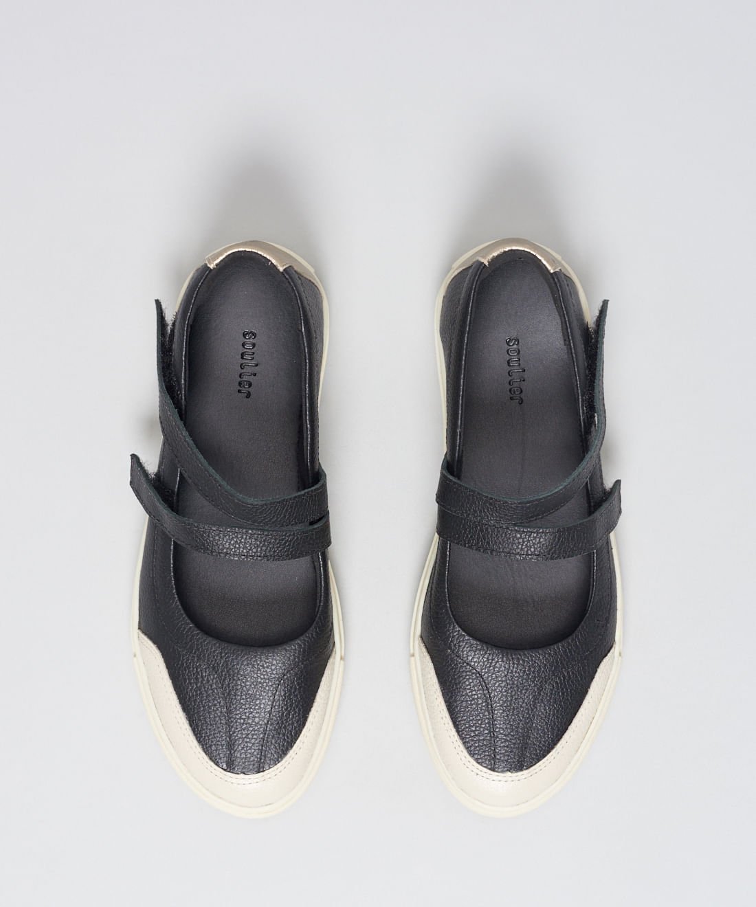 Tenis Couro Antonela - Preto Preto 4