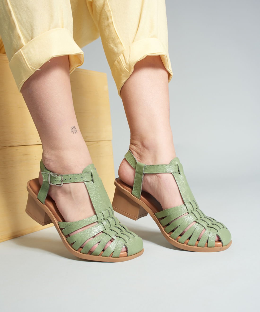Sandalia Media Couro Maite - Pistache Verde 5