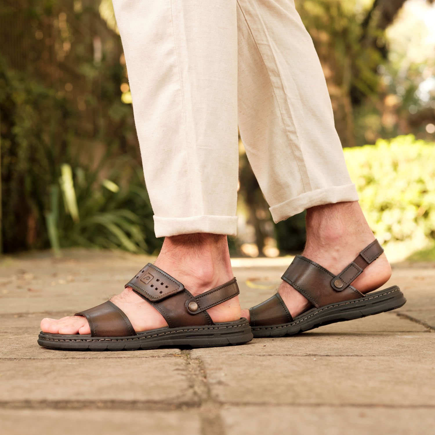 Sandália Pegada Masculina em Couro Cravo 134203-02 Marrom 2