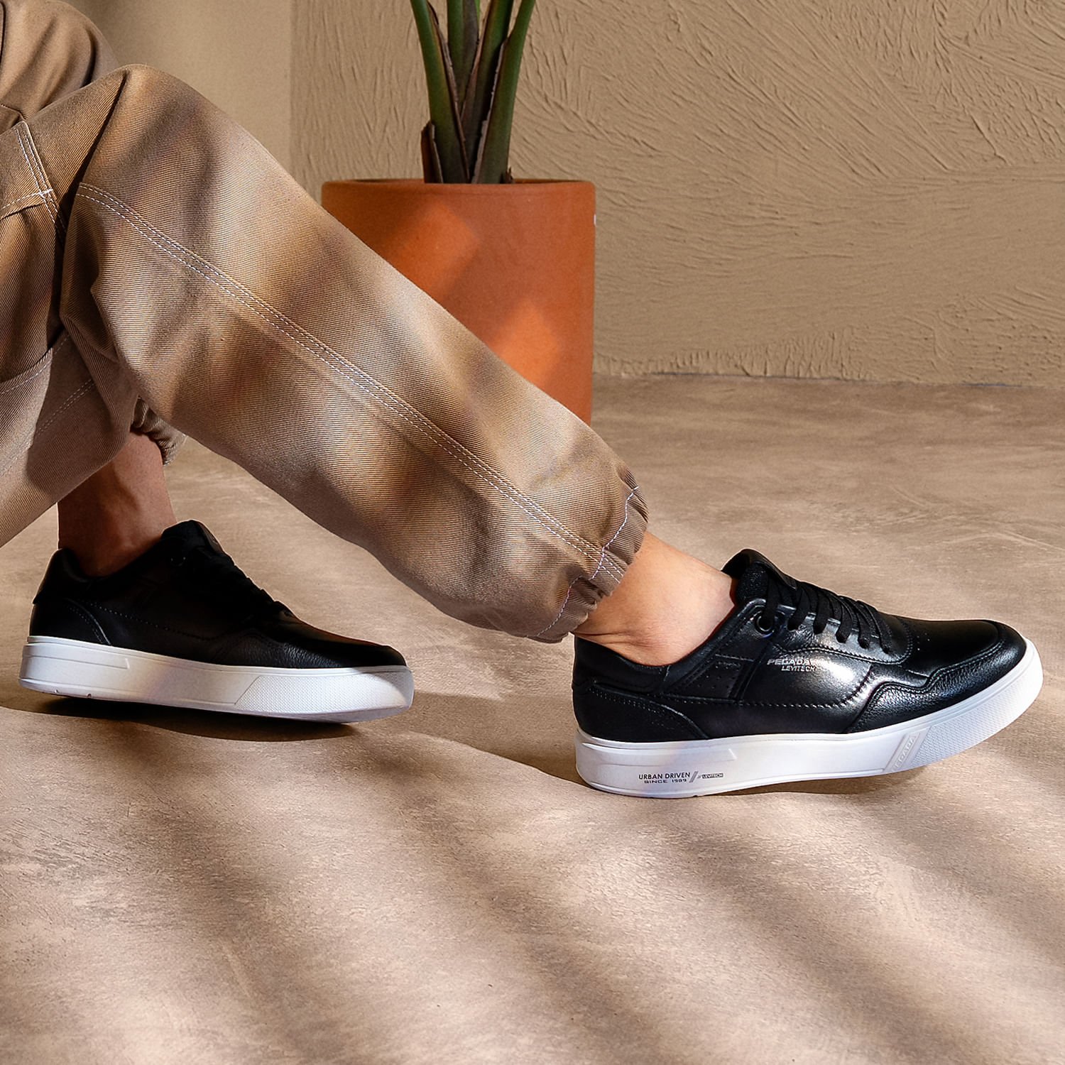 Tênis Casual Pegada Masculino em Couro Preto 111903-06 Preto 2