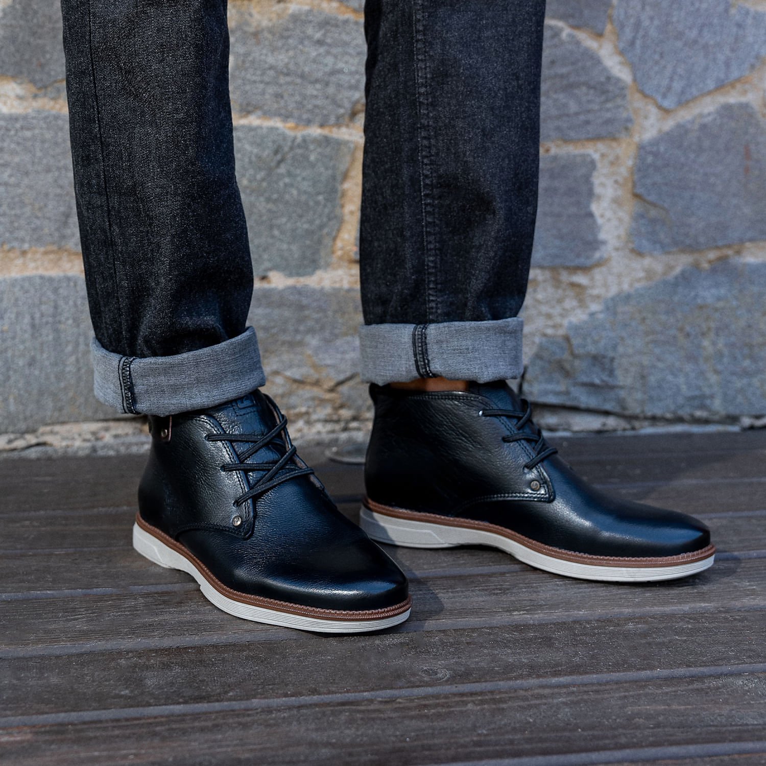 Bota Pegada Masculina em Couro Preto 126751-04 Preto 2