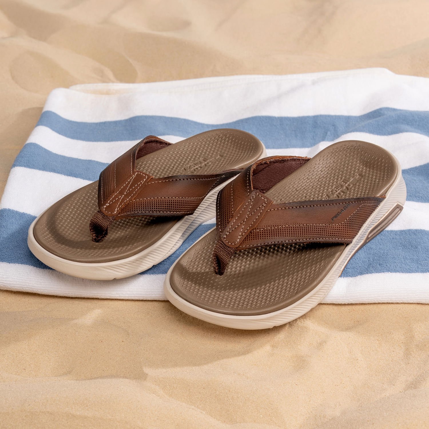 Chinelo Pegada Masculino em Couro Caqui 134701-07 Caqui 2