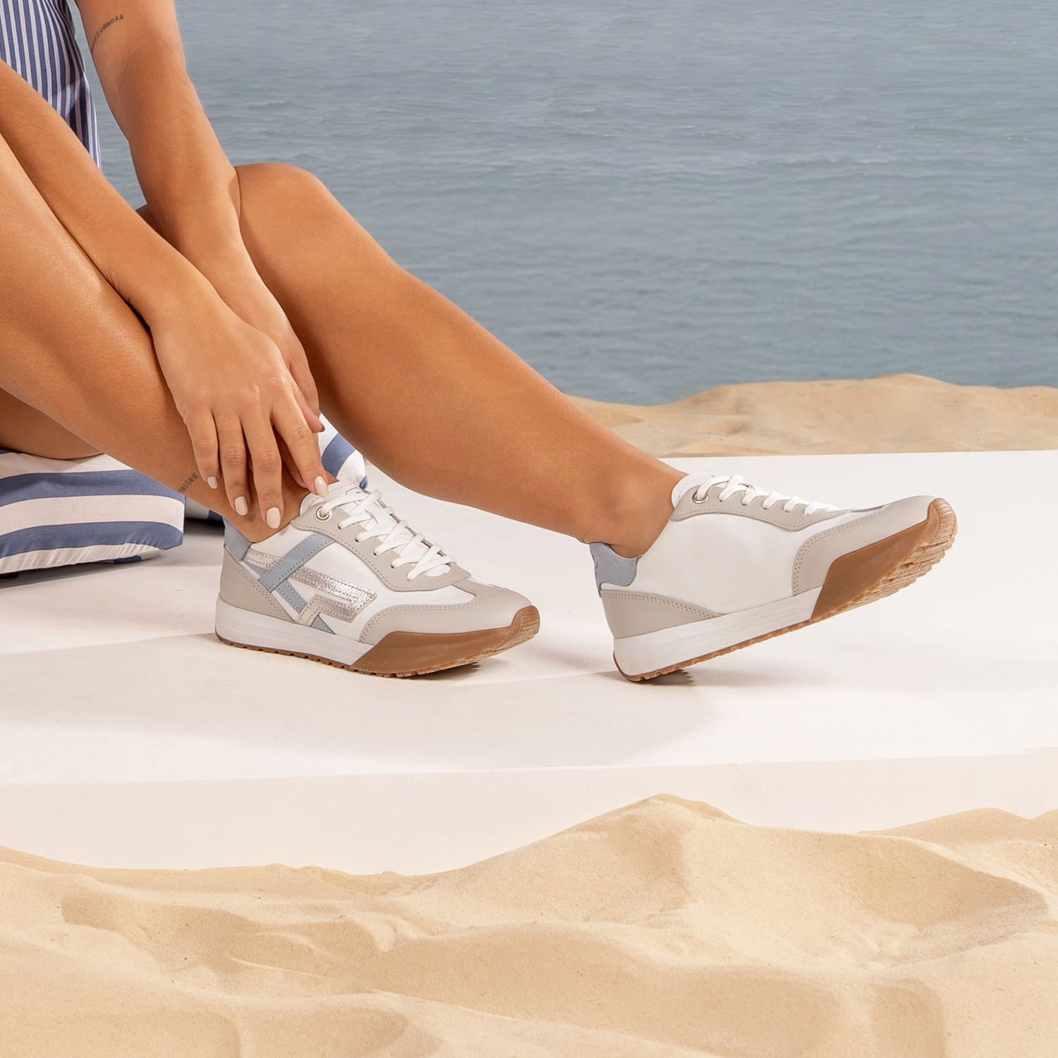 Tênis Pegada Feminino em Couro Branco 213001-03 Branco/Cinza/Azul 2