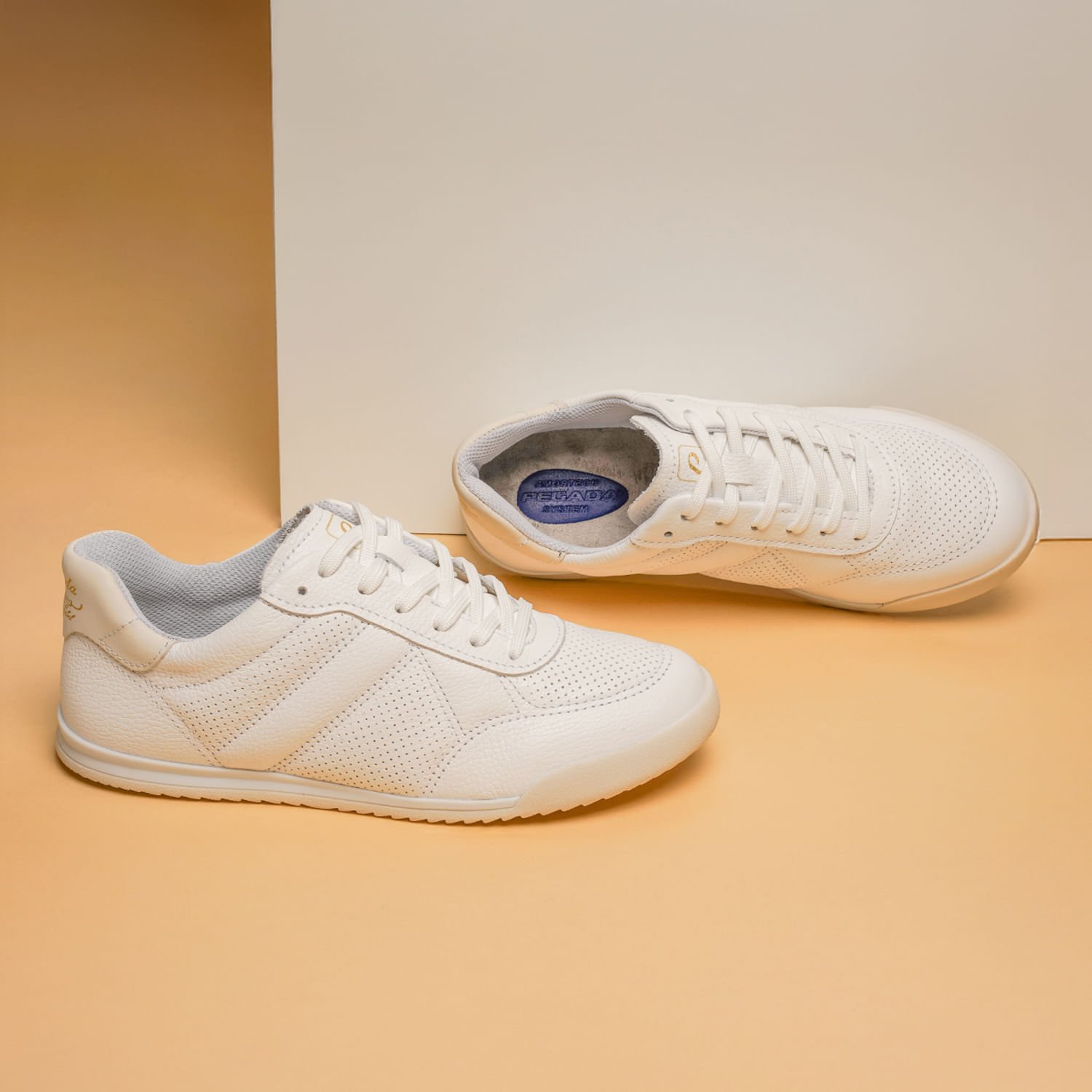 Tênis Pegada Feminino em Couro Branco 212807-01 Branco 2