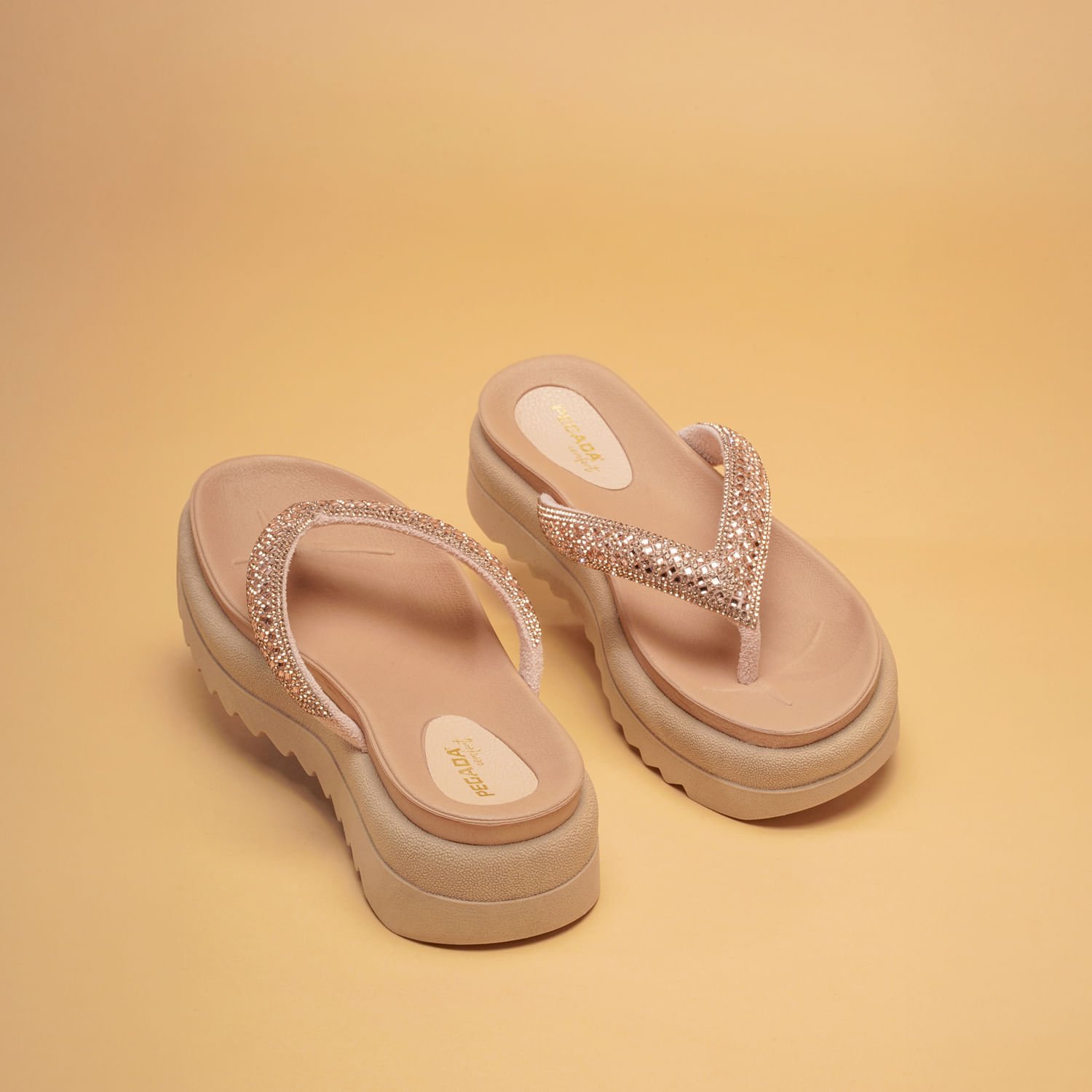 Chinelo Pegada Feminino em Couro Cristal 234455-02 Cristal 2