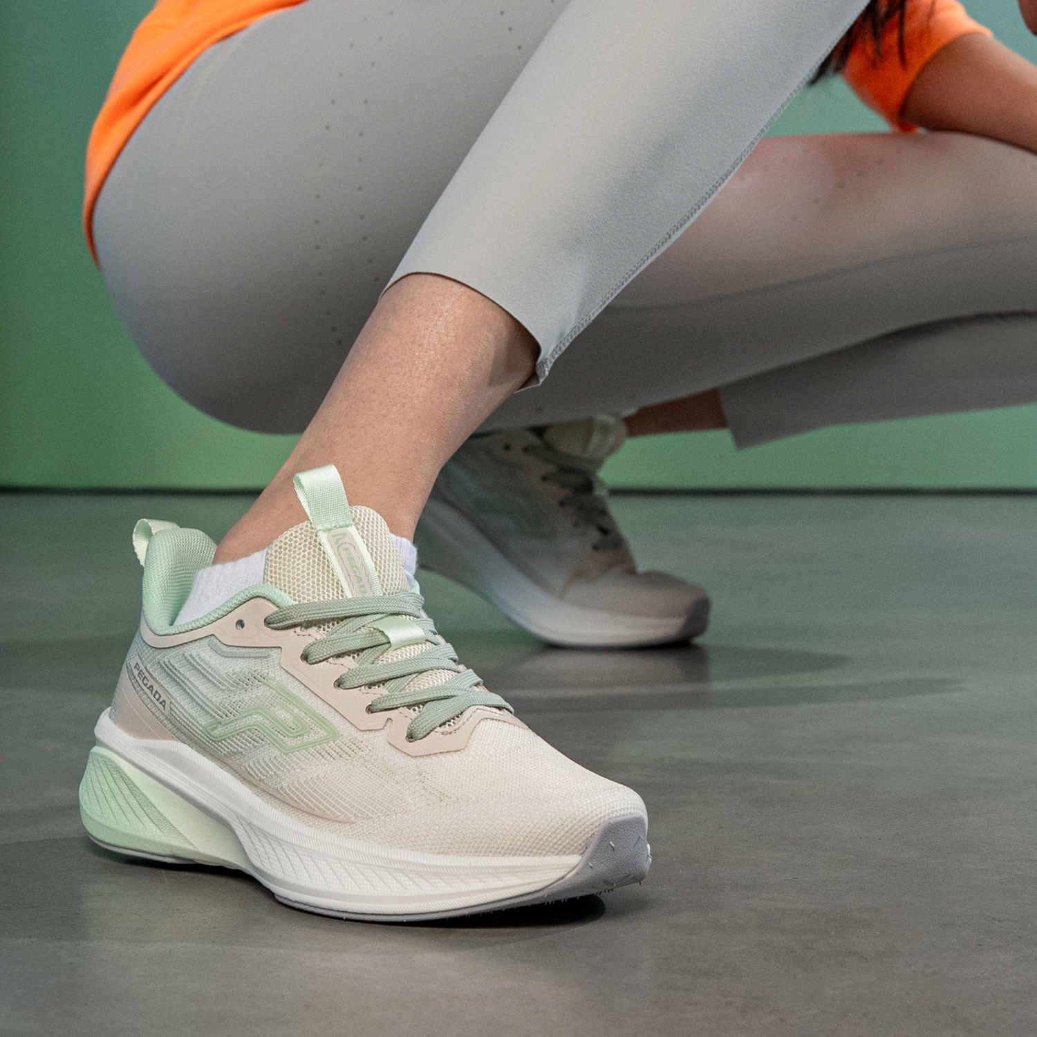 Tênis Esportivo Pegada Feminino em Tecido Off White 291301-02 Branco 2