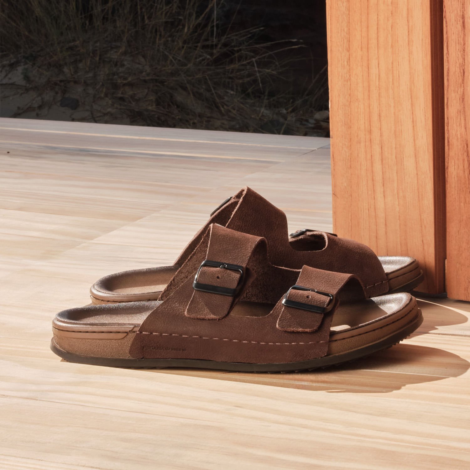 Chinelo Pegada Masculino em Couro Chocolate 134851-05 Marrom 2