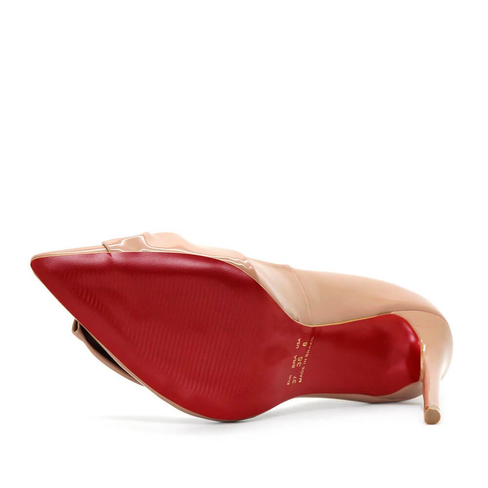 Scarpin Royalz Verniz Salto Alto Fino Celine Laço Sola Vermelha Nude Escuro Bege 4
