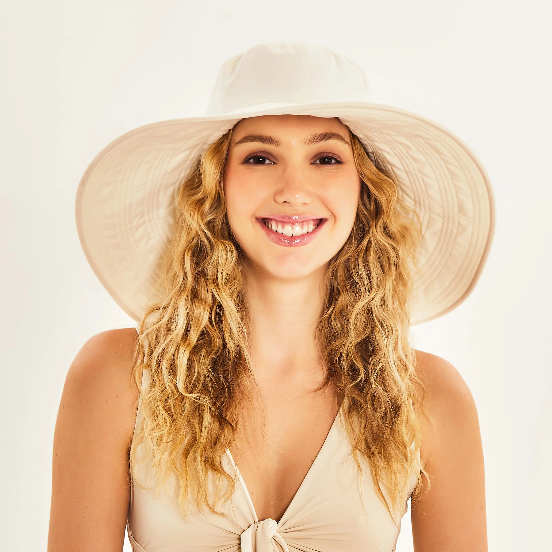 Chapéu UV Com Proteção Solar Beverly Hills  Areia Bege 4