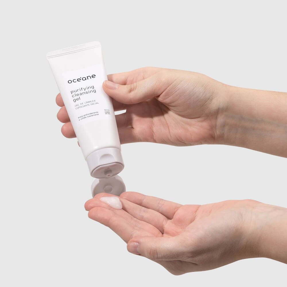 Kit Gel de Limpeza Facial Massageador + Bruma Hidratante + Hidratante Labial ÚNICO 3