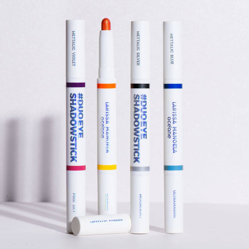 Sombra em Bastão Dupla Rosa e Violeta Larissa Manoela By Océane - Duo Eyeshadow Stick Pink Sky And Mettalic Violet 2,4g Pink Sky/Mettalic Violet 5