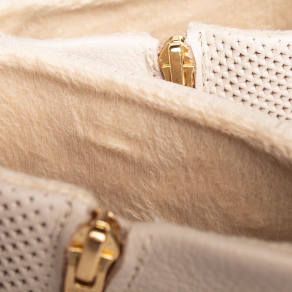 Bota Feminina Pegada Cano Curto em Couro com Bico Fino Creme Branco 6
