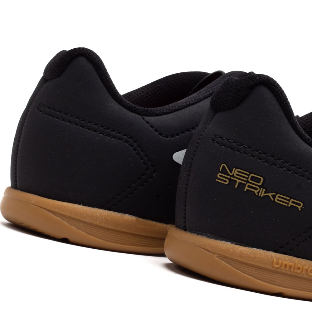 Chuteira Futsal Umbro Neo Striker Preto Preto 6