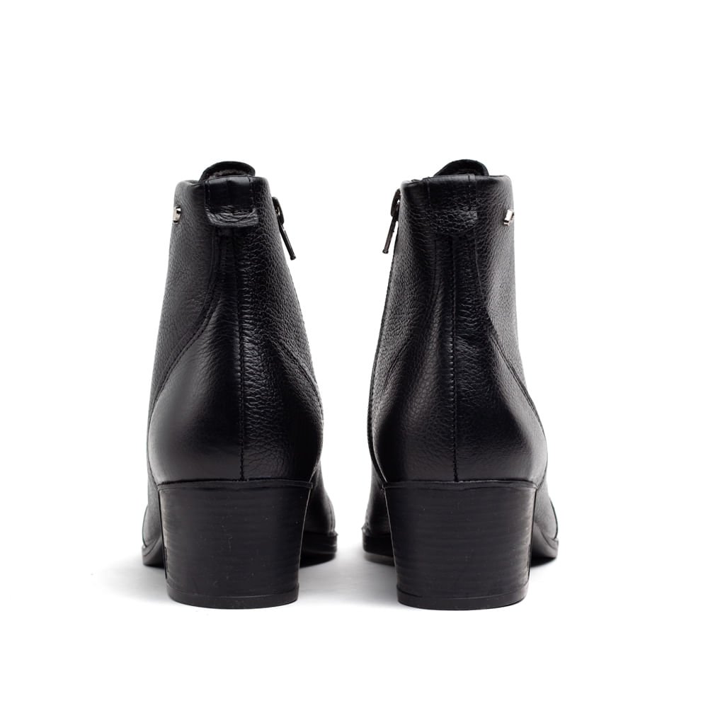 Bota Pegada Feminina em Couro com Cadarço Feminino Preto 3