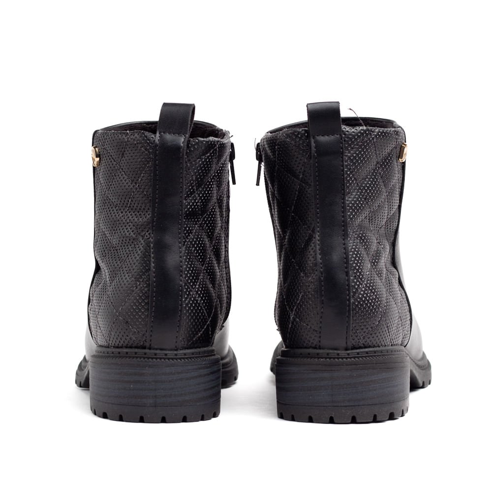 Bota Modare Feminina Cano Curto com Detalhe Matelassê Feminino Preto 3