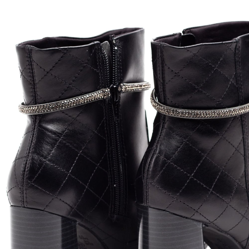 Bota Feminina Ramarim Bico Fino Preto Preto 7