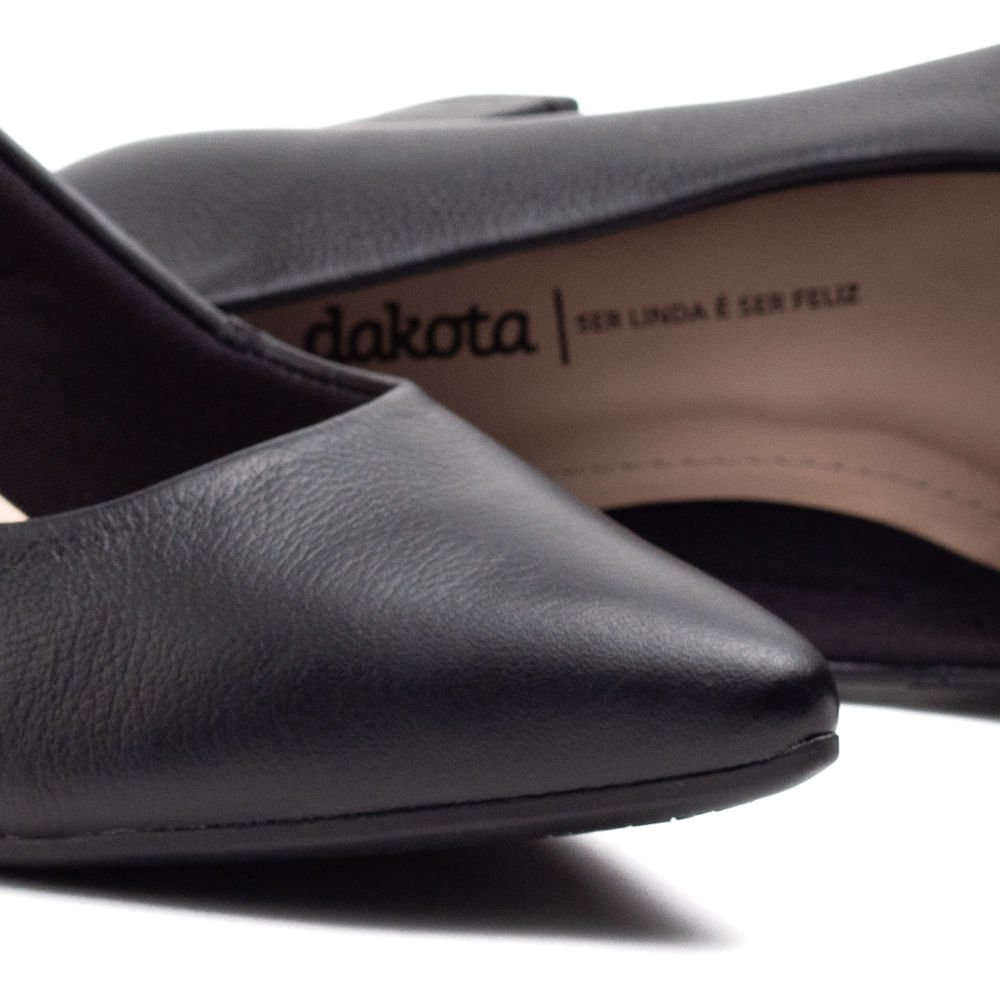 Scarpin Feminino Dakota de Bico Fino Preto Preto 6