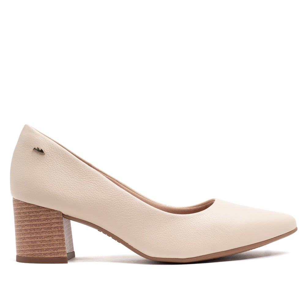 Scarpin Feminino Dakota de Bico Fino Bege