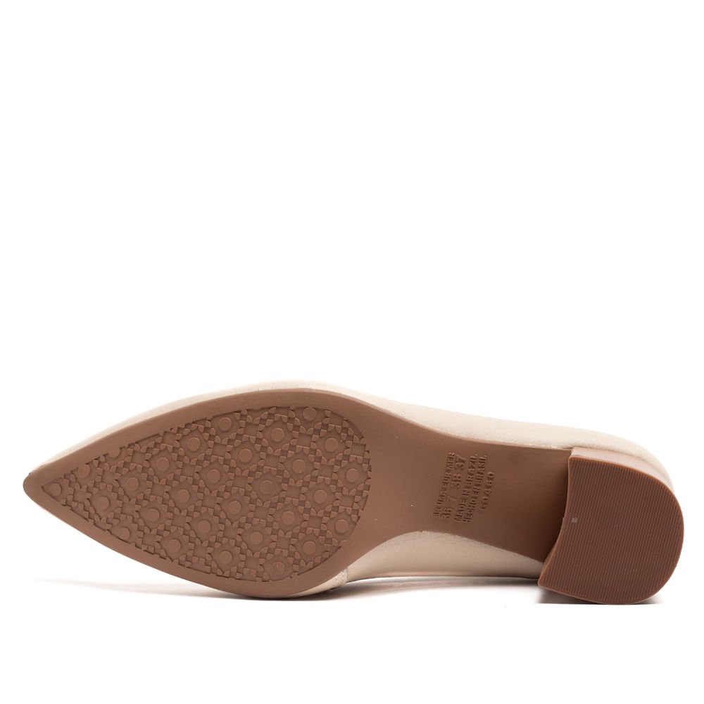 Scarpin Feminino Dakota de Bico Fino Bege Bege 2