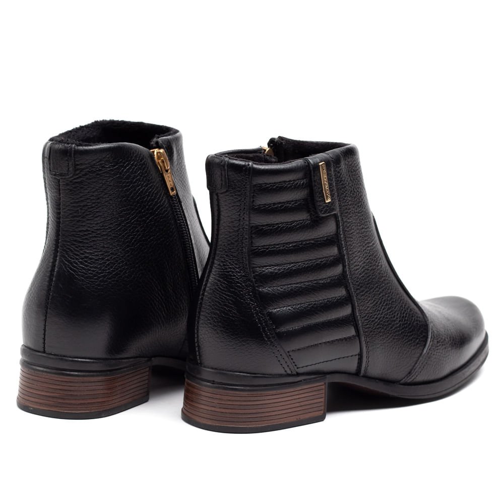 Bota Feminina Pegada Diana em Couro Preto Preto 5