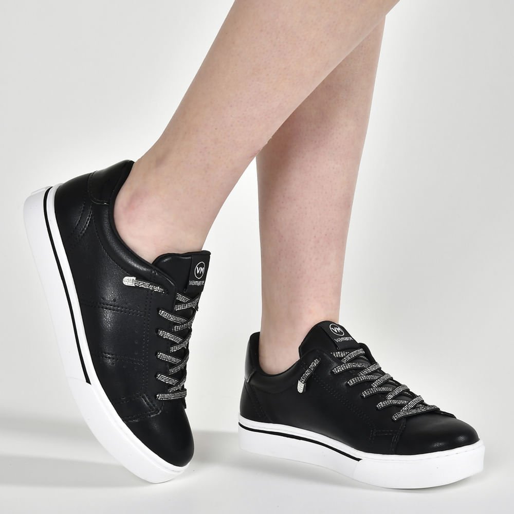 Tênis Feminino Via Marte com Cadarço Brilhoso Preto Preto 6