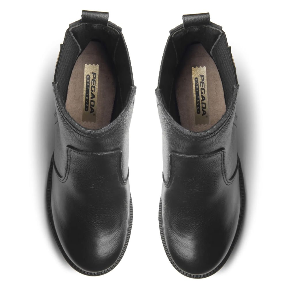 Bota Feminina Pegada Chelsea Levels em Couro Preto Preto 4