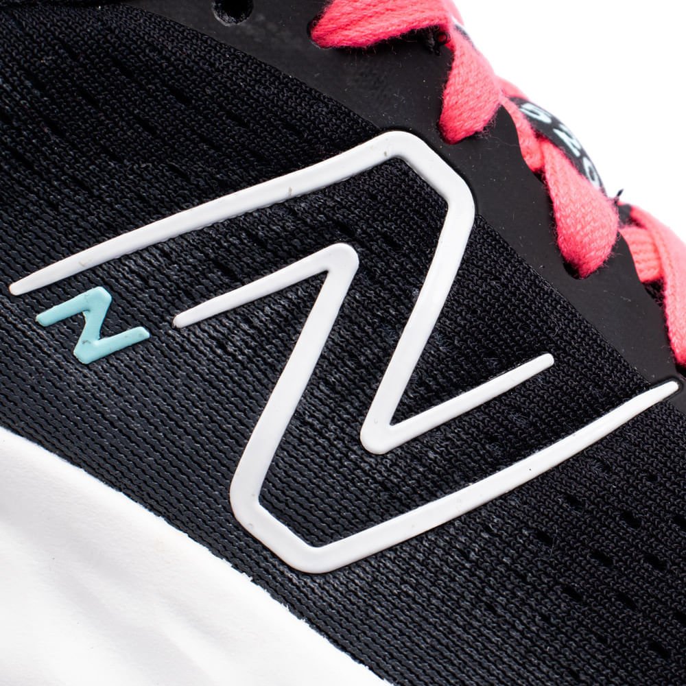 Tênis Feminino New Balance 520 V8 Preto/rosa Preto/Rosa 8