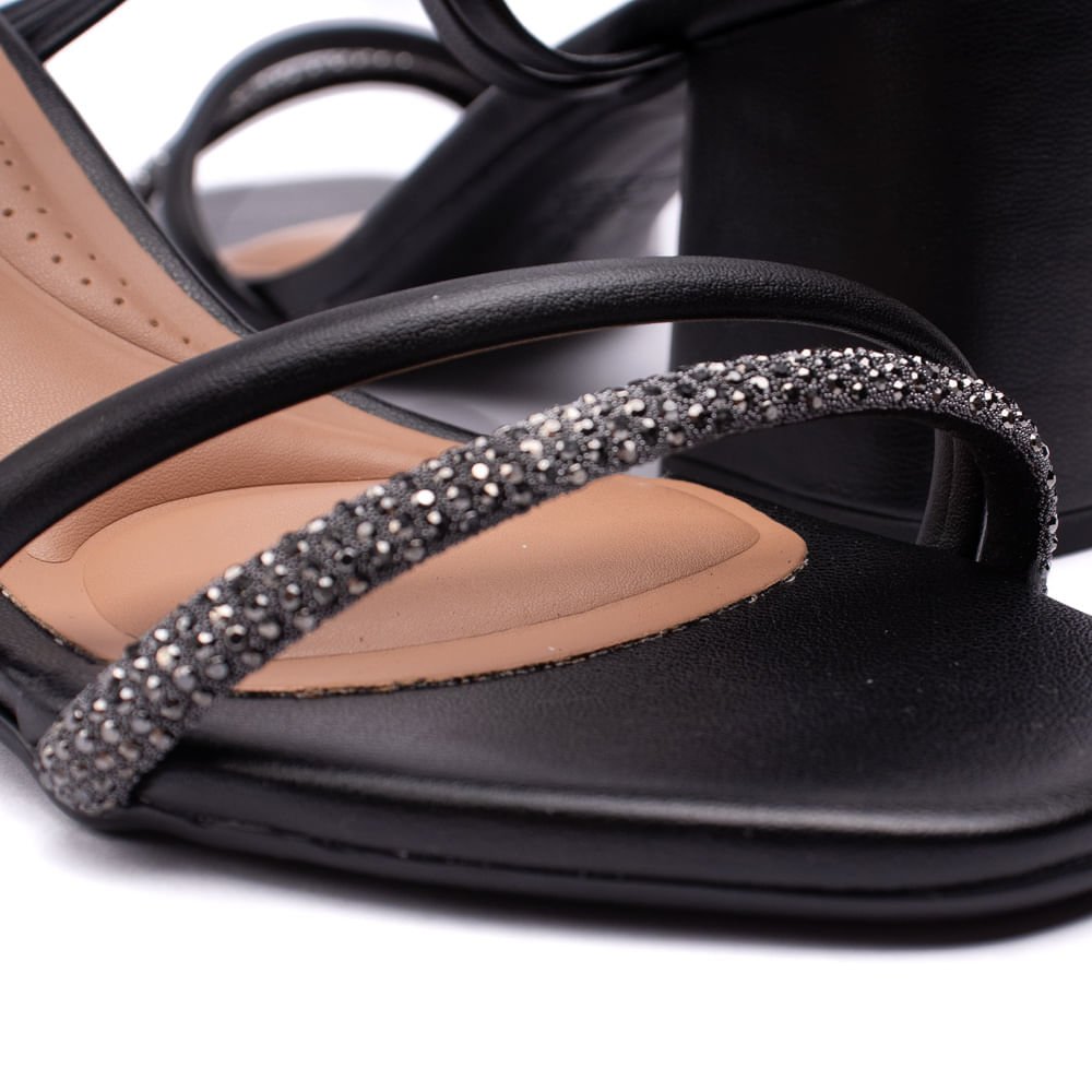 Sandália Feminina Beira Rio Salto Grosso com Tira de Strass Preto Preto 5
