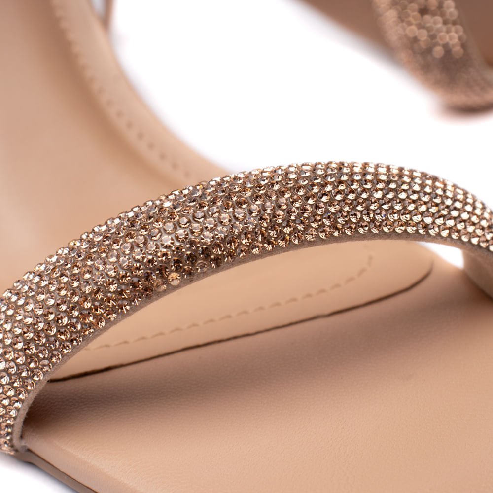 Sandália Feminina Via Marte de Salto Médio com Tira de Brilhos Nude Bege 5