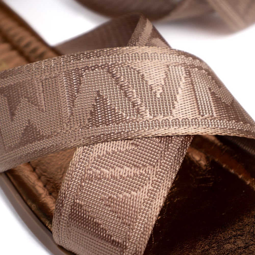 Rasteira Feminina Via Marte Tiras Cruzadas Metalizado Marrom Marrom 4